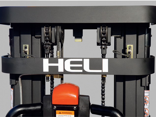 Cамоходный штабелер HELI CQDM15-810 ZSM450